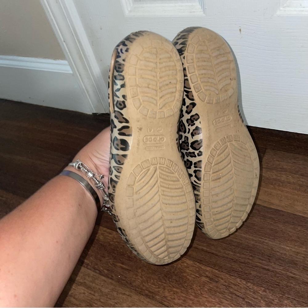 CROCS Kadee Thea CHEETAH/LEOPARD PRINT Ballet FLAT- Women’s Size 8w - Picture 4 of 5